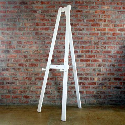 easel and stand